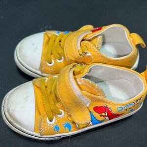 Kids Yellow Dinosaur Sneakers, toddler size 6, dinosaurs, yellow, Velcro